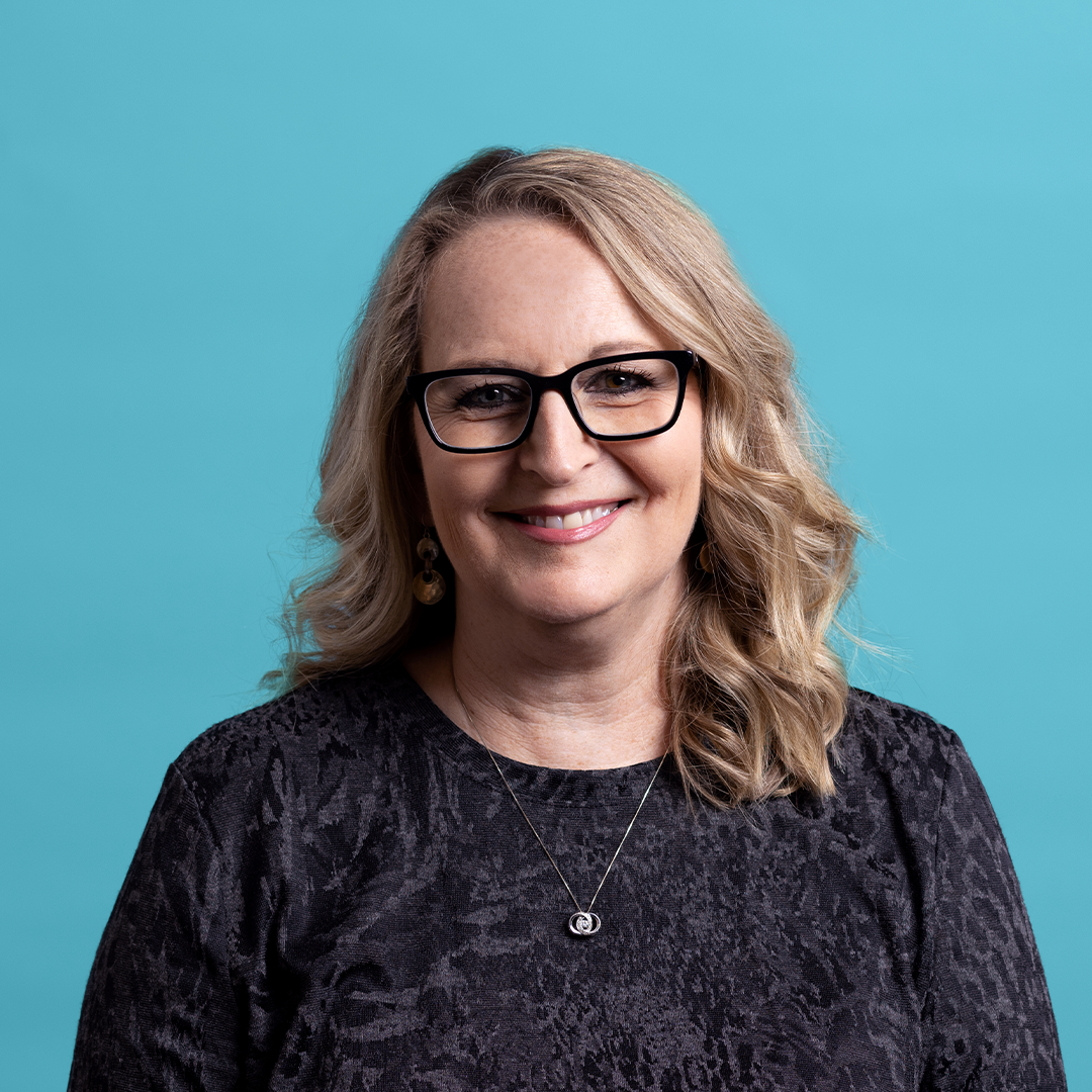 portrait of Tammy Mantor